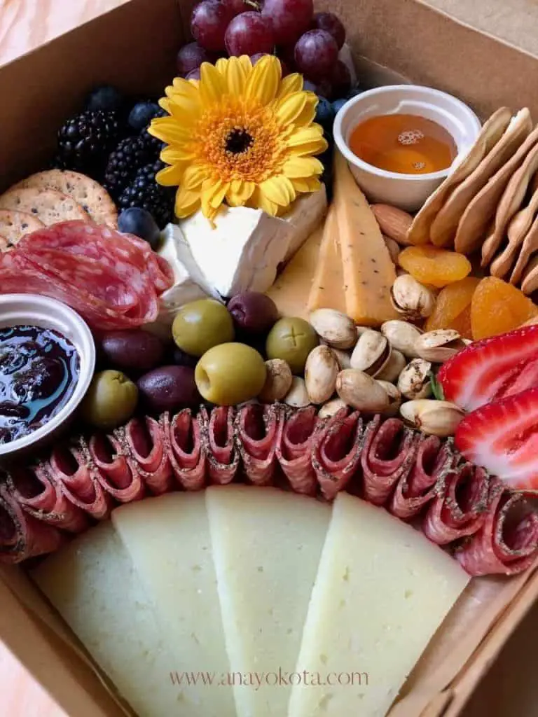 charcuterie box diy